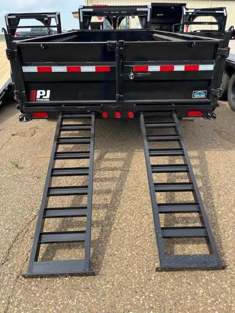 New 2026 PJ 83" x 16' DL Gooseneck Dump Trailer Hydraulic Jacks