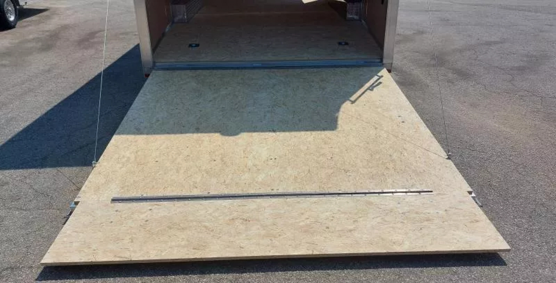 New 8'X20' CAR HAULER ENCLOSED 2026 ALL ALUMINUM POLYCOR EXTERIOR 5200# AXLES ALSO AVAILABLE IN WHITE & SILVERFROST