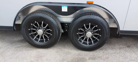 New 8 X 22 CAR HAULER ENCLOSED 5200# AXLES ALL ALUMINUM 2025 LIGHTNING