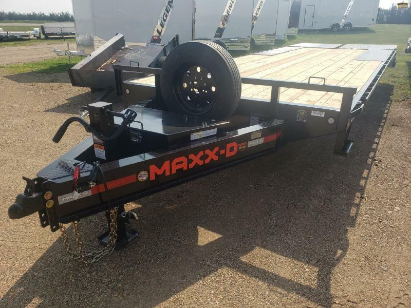 New 2025 MAXX-D DOX10224 20'+4' DECKOVER Equipment Trailer