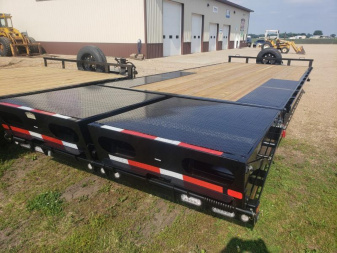 New 2025 MAXX-D DOX10224 20'+4' DECKOVER Equipment Trailer