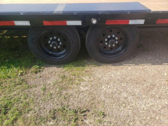 New 2025 MAXX-D DOX10224 20'+4' DECKOVER Equipment Trailer