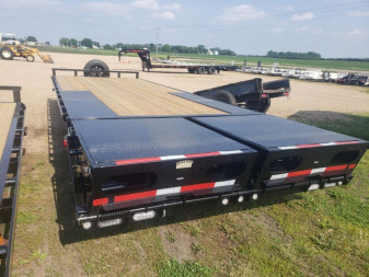 New 2025 MAXX-D DOX10224 20'+4' DECKOVER Equipment Trailer