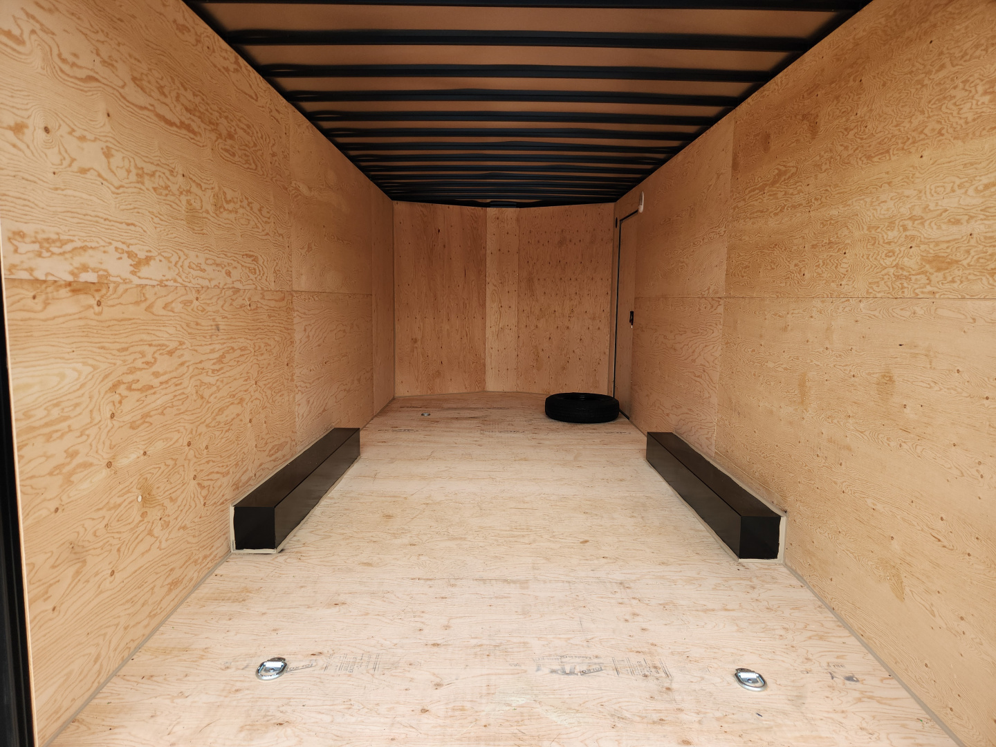 New 2026 Royal Cargo Trailers 8.5 X 20 +V Car Hauler