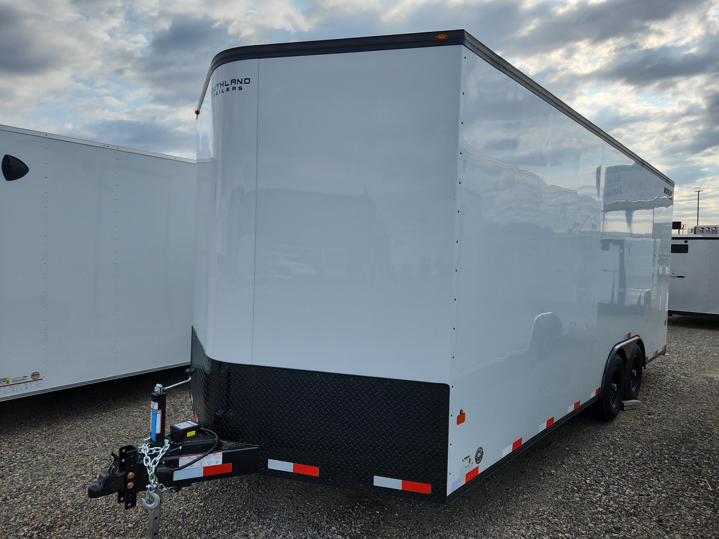 New 2026 Royal Cargo Trailers 8.5 X 20 +V Car Hauler