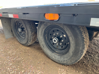 Used 2024 PJ Trailers 24' F8 Deckover Equipment Trailer