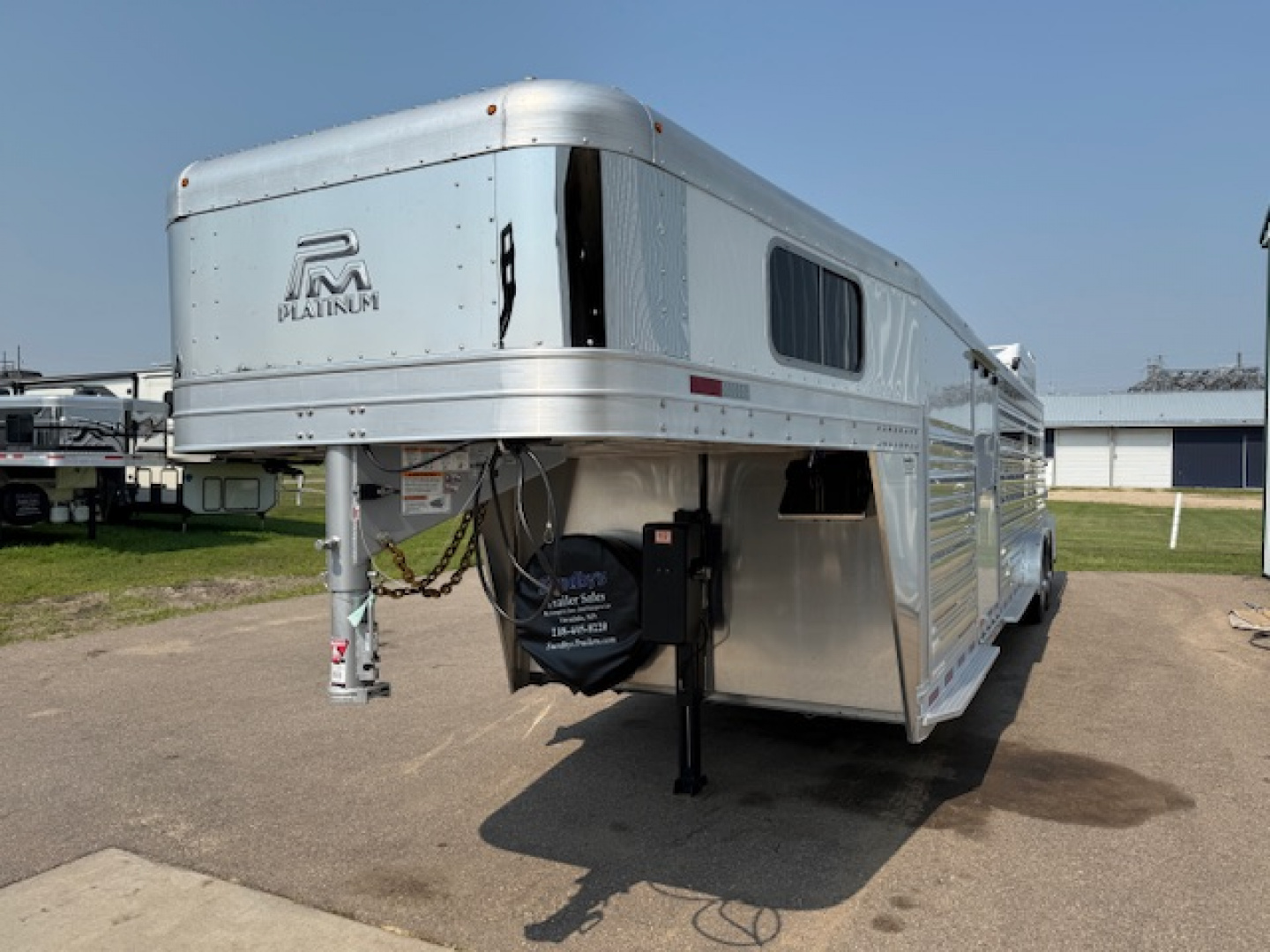 New 2025 Platinum 30' Stock/Combo