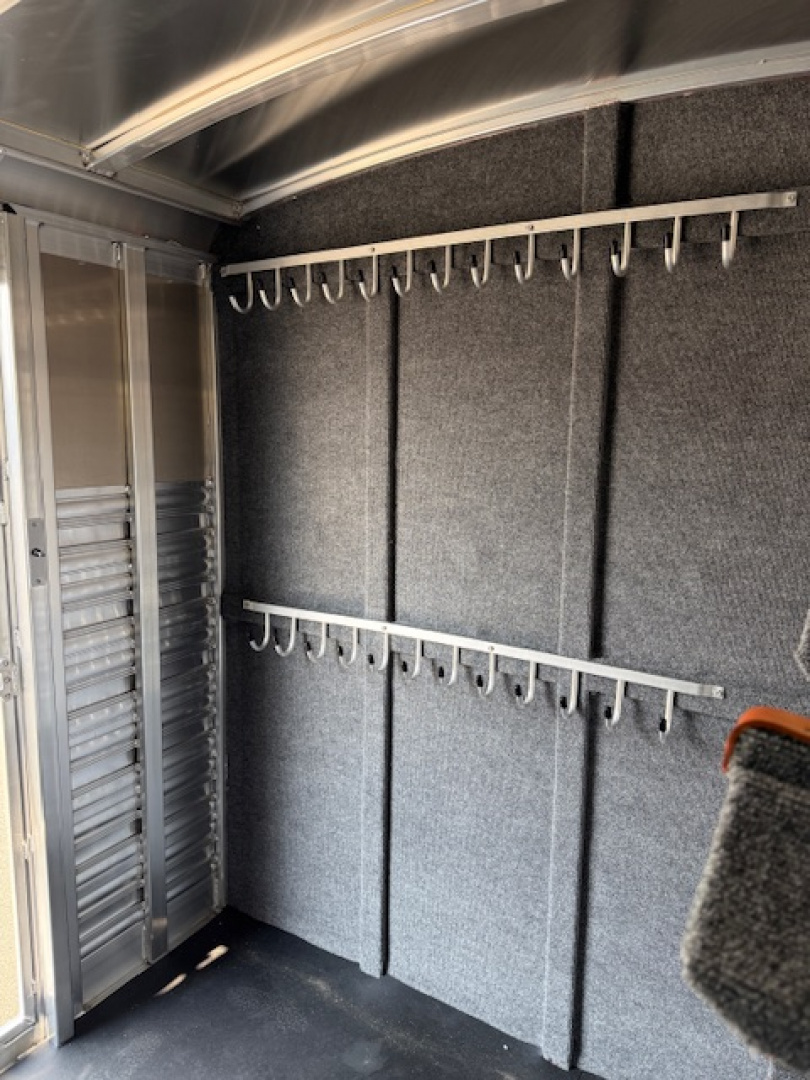 New 2025 Platinum 30' Stock/Combo