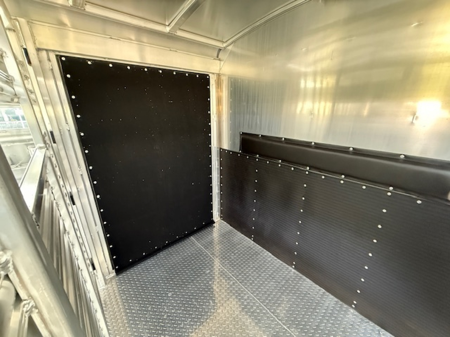 New 2025 Platinum 30' Stock/Combo