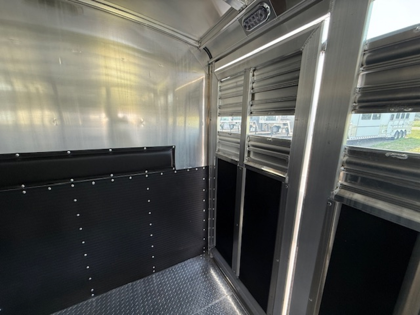 New 2025 Platinum 30' Stock/Combo