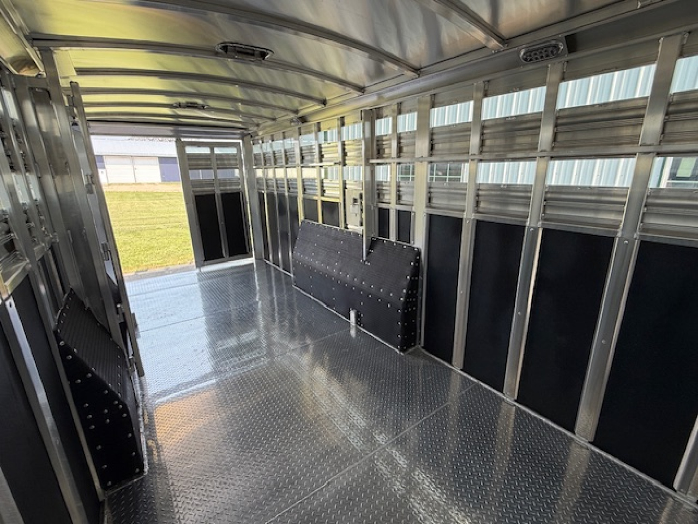 New 2025 Platinum 30' Stock/Combo