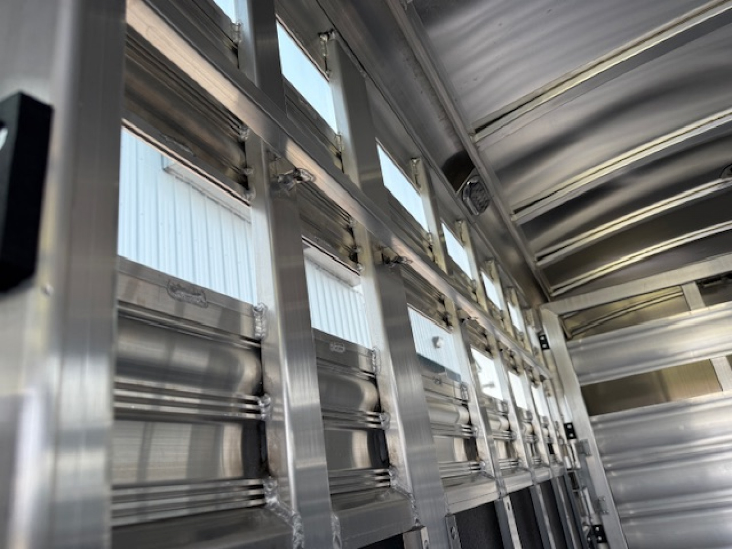 New 2025 Platinum 30' Stock/Combo