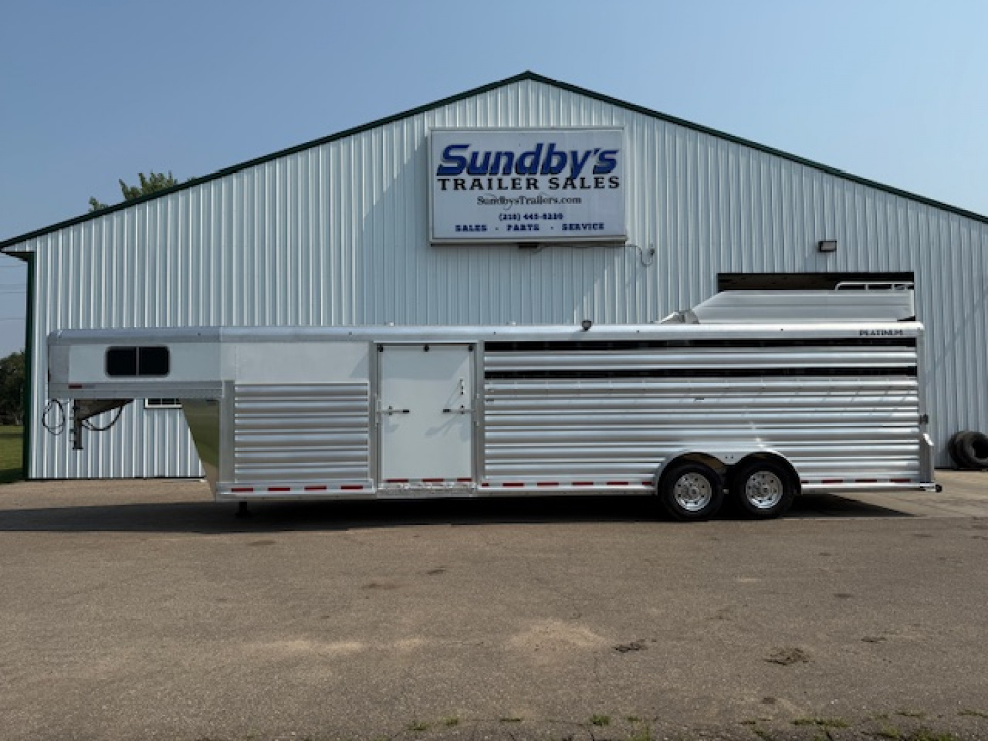 New 2025 Platinum 30' Stock/Combo