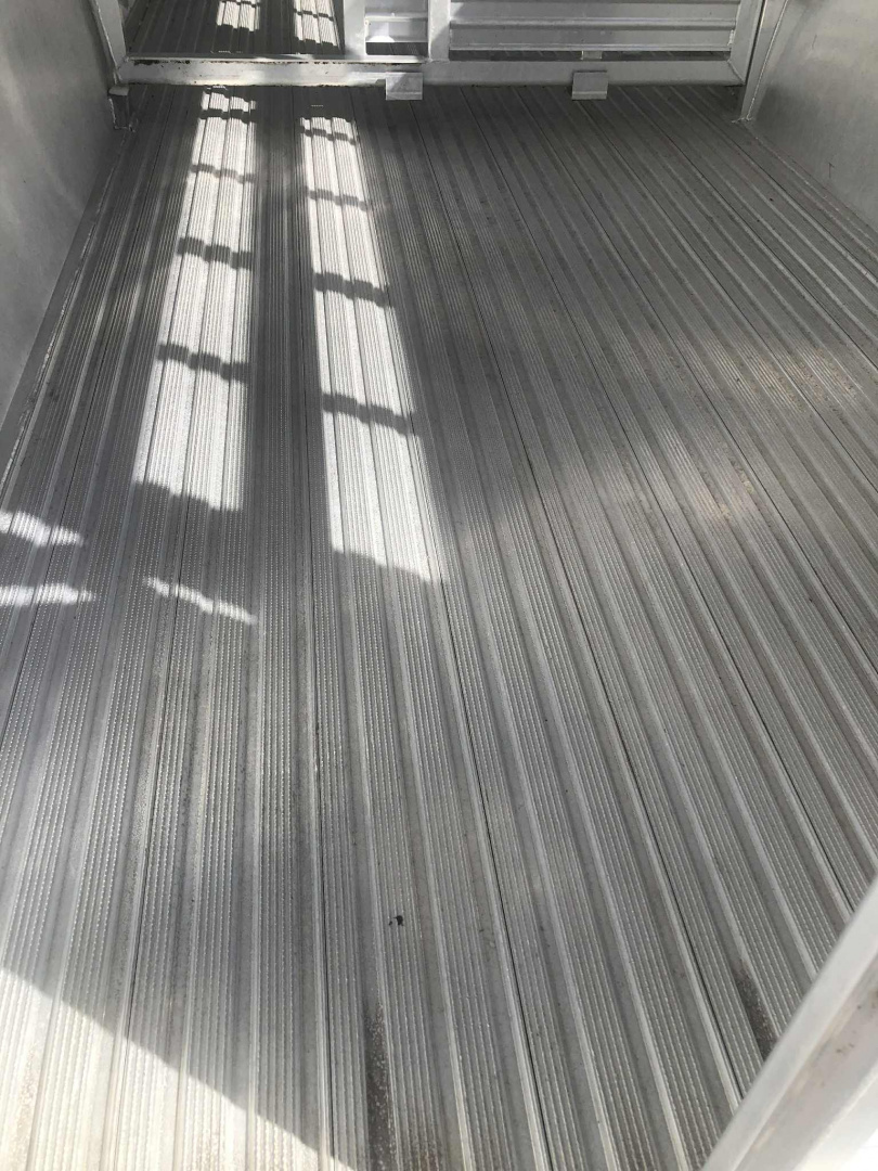 Used 2007 Featherlite Stock Trailer