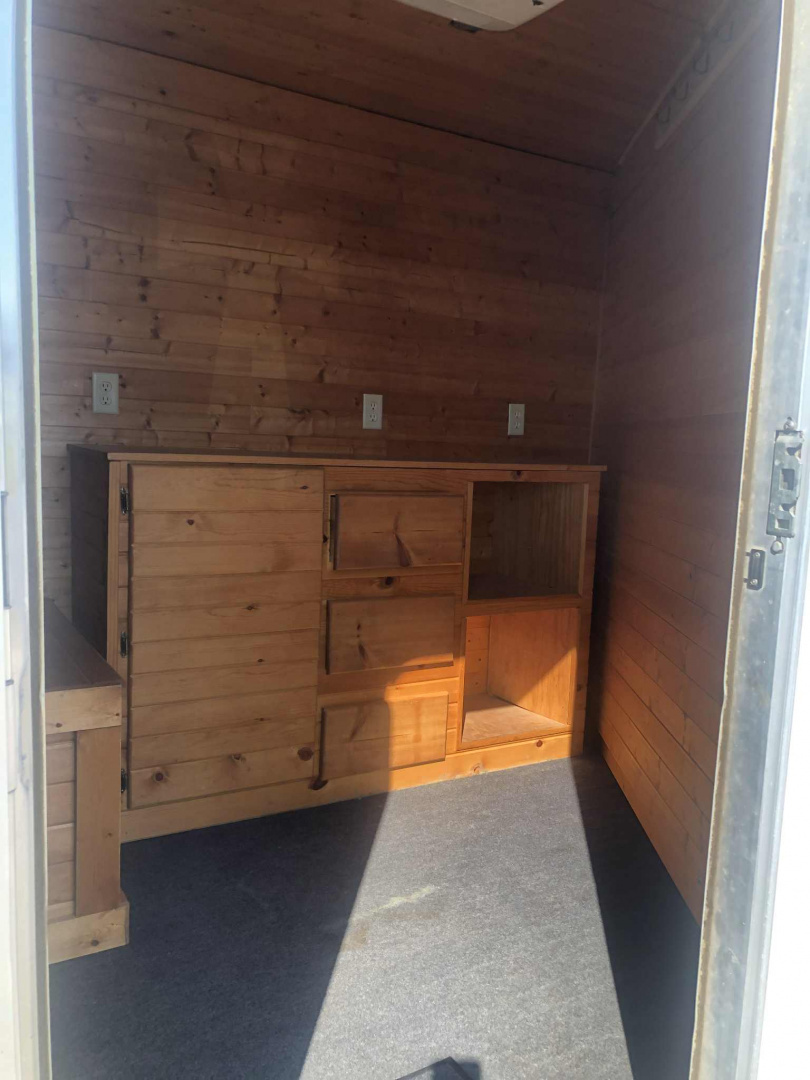 Used 2005 Kiefer 4H Weekender