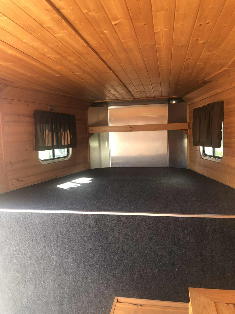 Used 2005 Kiefer 4H Weekender