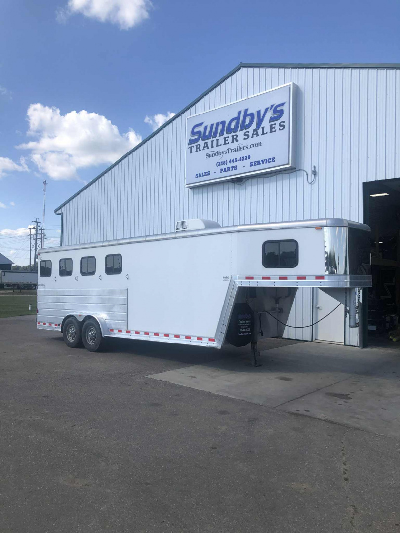 Used 2005 Kiefer 4H Weekender