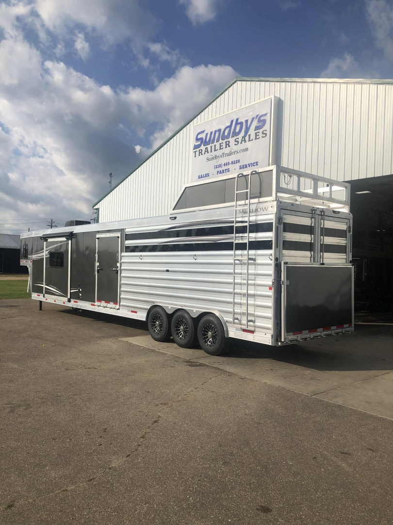 New 2026 Merhow Stock Combo Living Quarter