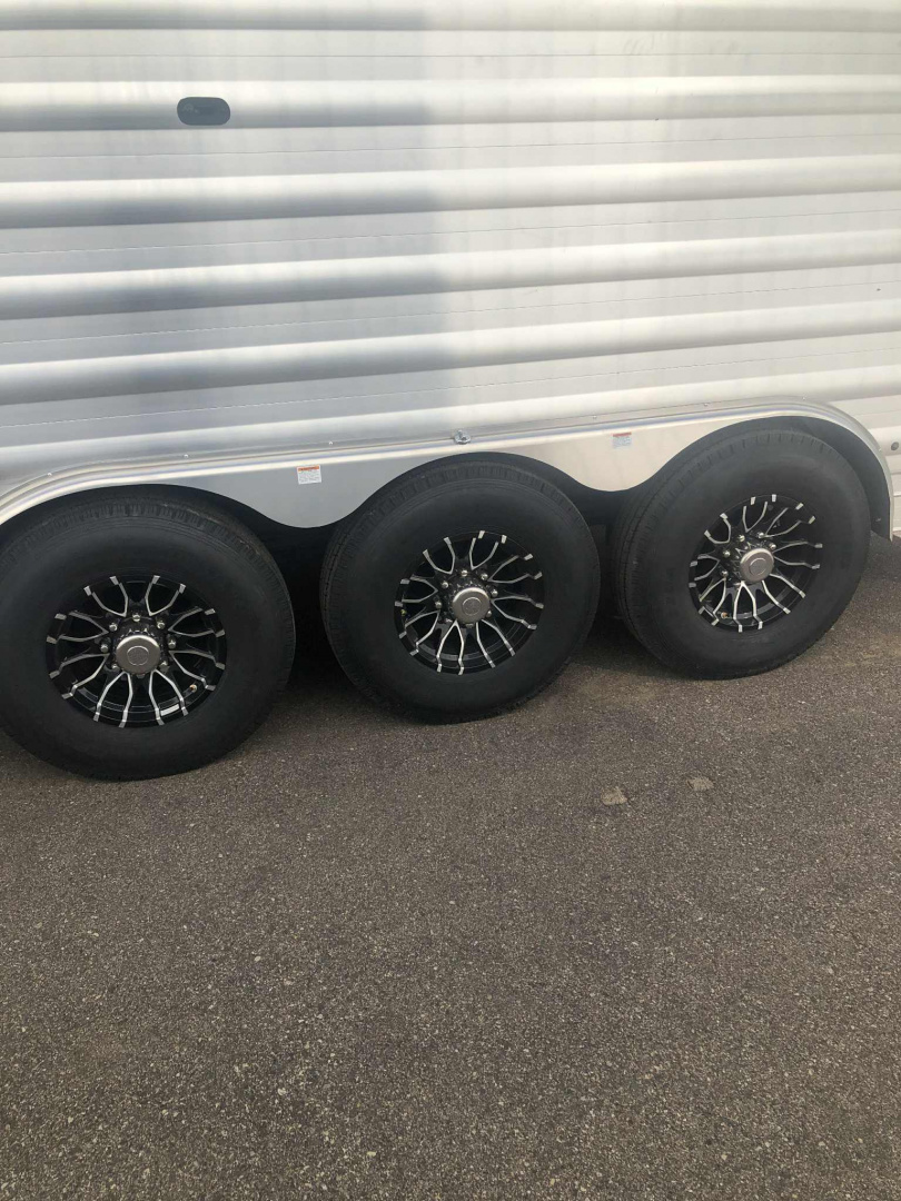 New 2026 Merhow Stock Combo Living Quarter