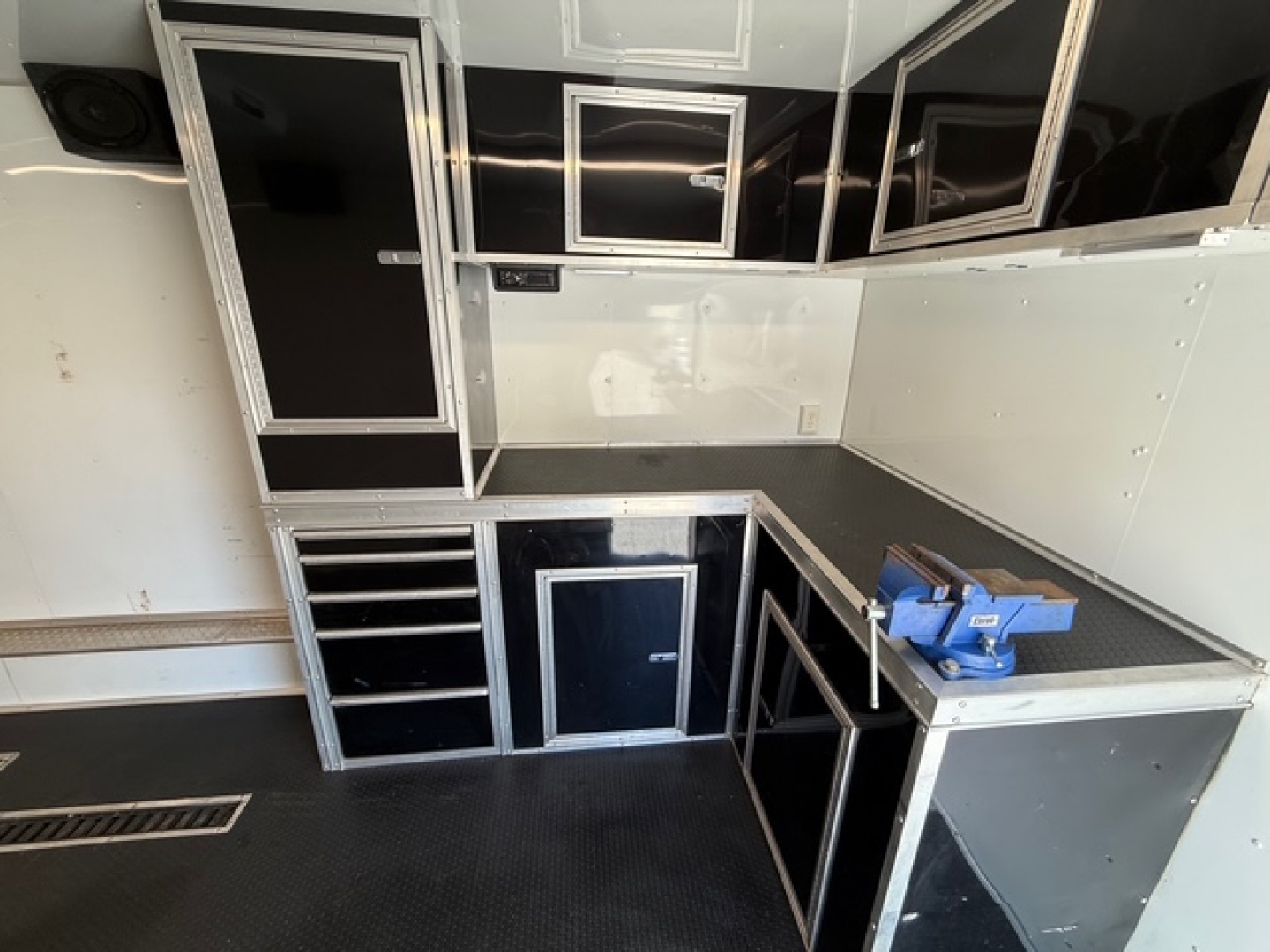 Used 2022 Team Spirit 8.5X52 RACE TRAILER