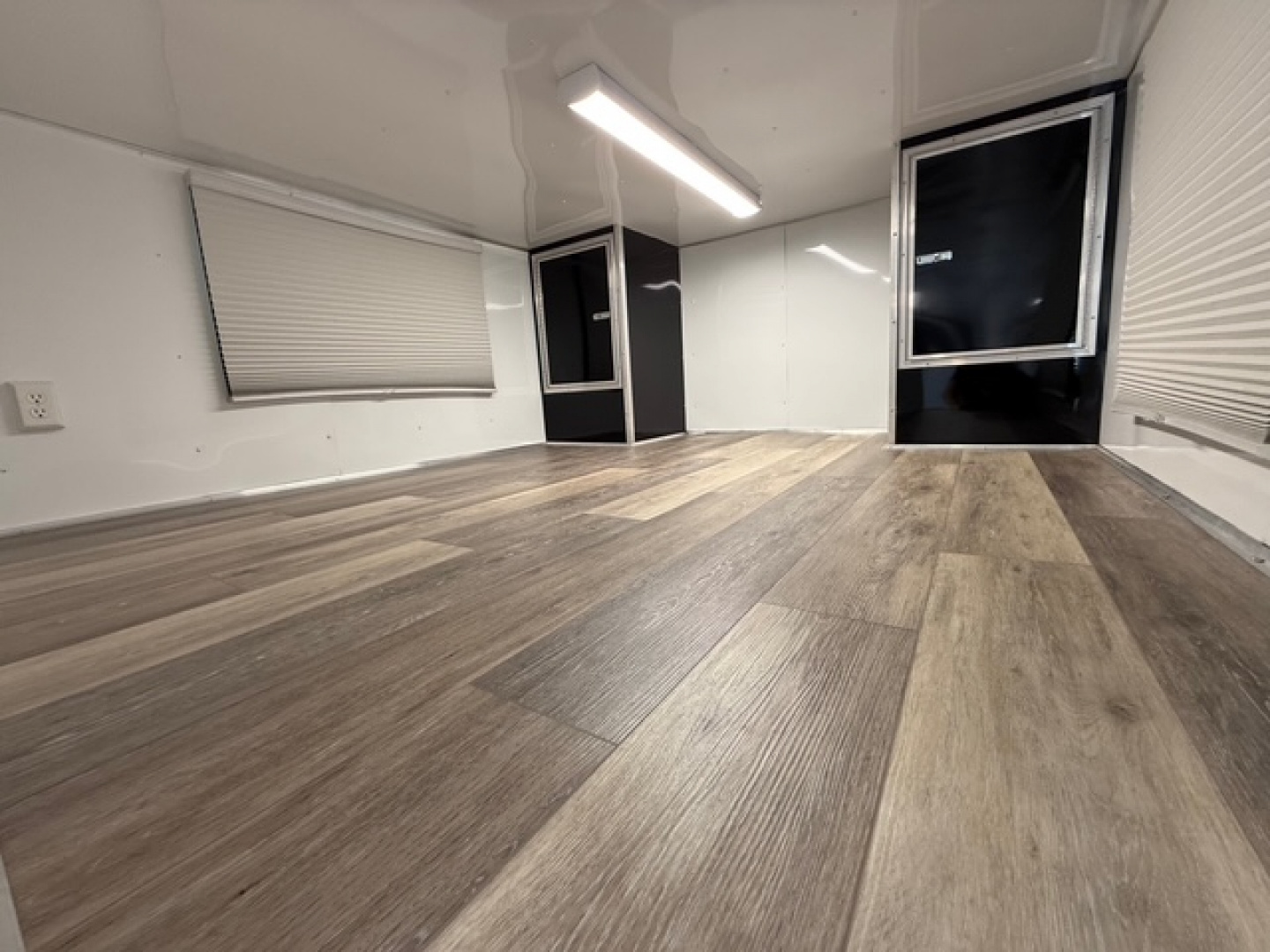 Used 2022 Team Spirit 8.5X52 RACE TRAILER