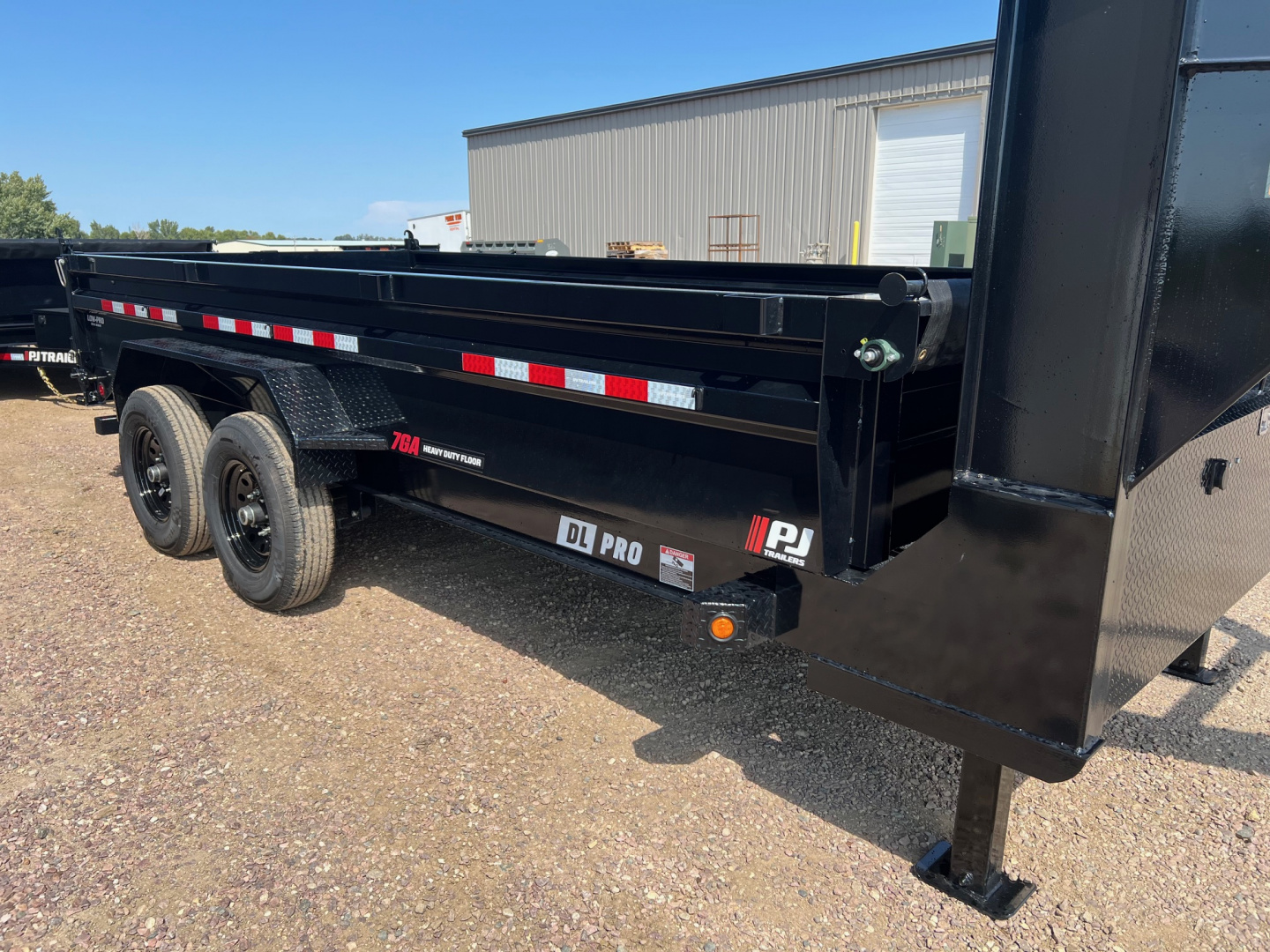 New 2026 PJ Trailers 16' DL Gooseneck Dump Trailer
