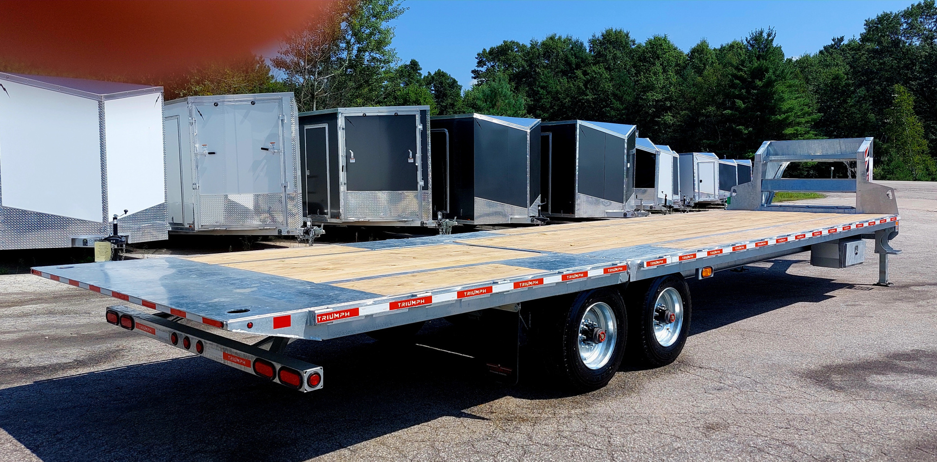 New 102 X 22 + 10 GALVANIZED EQUIPMENT TRLR PWR BEAVERTAIL 2026 TRIUMPH