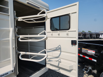 New 2025 Swift Built Trailers 20' STOCK/ STOCK COMBO