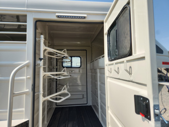 New 2025 Swift Built Trailers 20' STOCK/ STOCK COMBO
