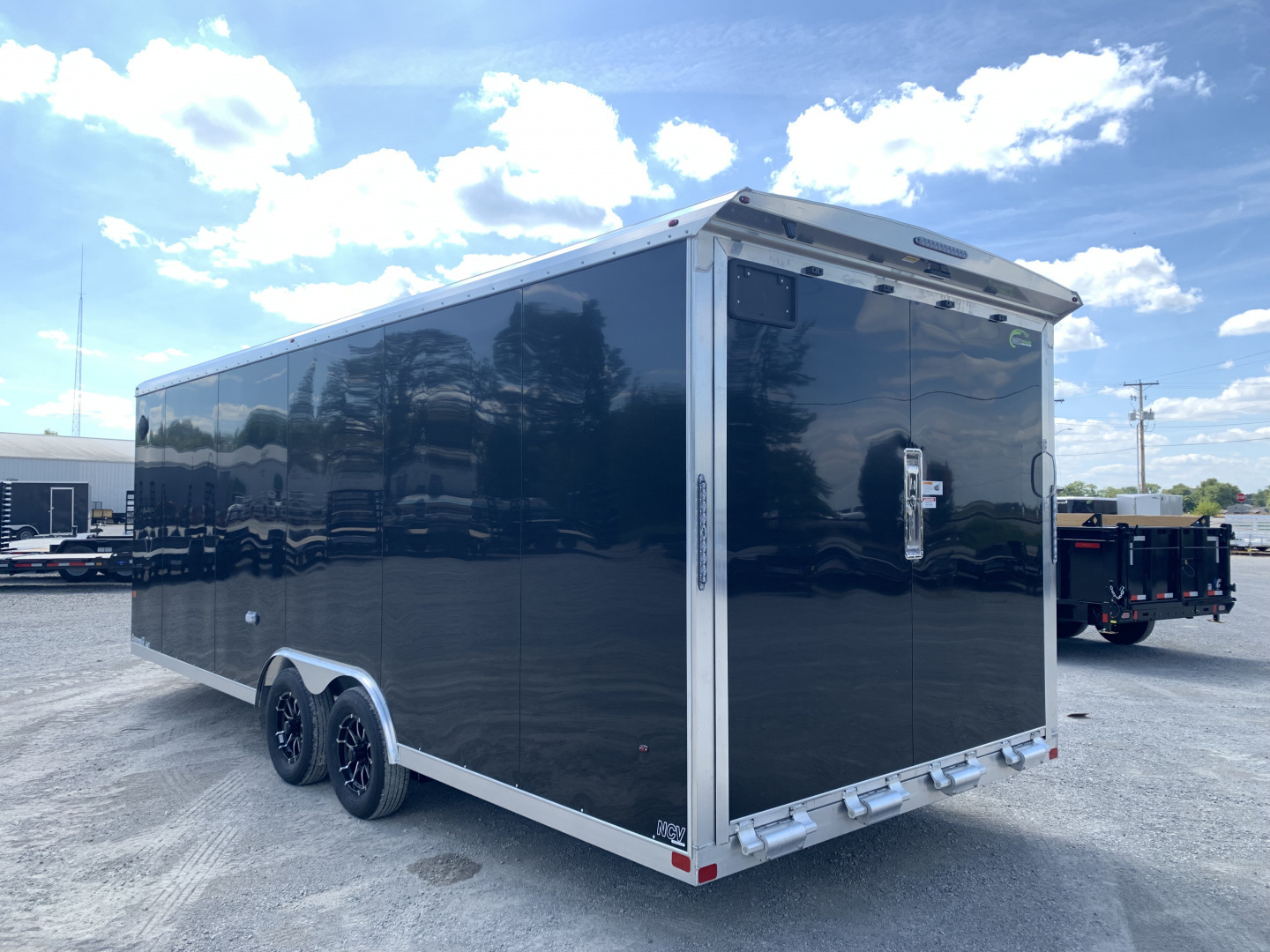 New 2026 NEO TRAILERS NCV2285TR6 (8.5' X 22') 7K Car / Snowmobile Trailer