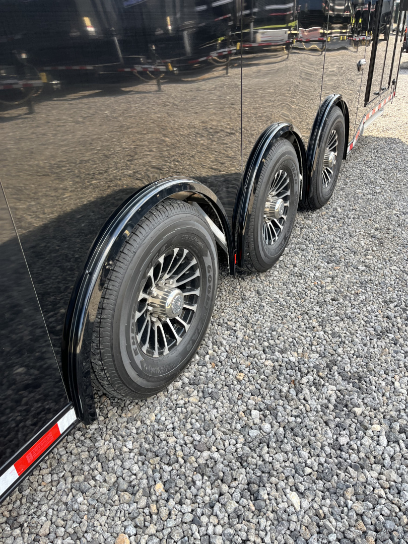 New 2025 Haulmark 24' EDGE ALUMINUM Stacker Race Trailer, Blackout Package, Premium Escape Door