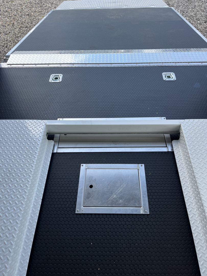 New 2025 Haulmark 24' EDGE ALUMINUM Stacker Race Trailer, Blackout Package, Premium Escape Door