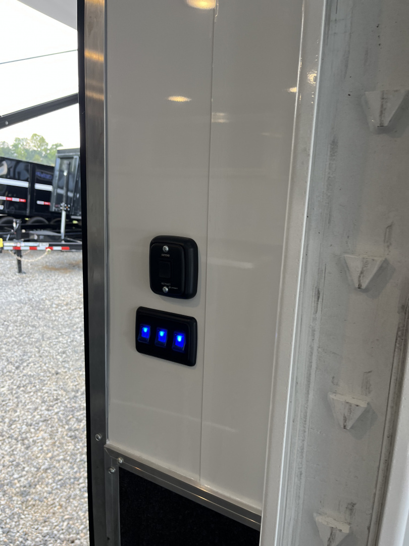 New 2025 Haulmark 24' EDGE ALUMINUM Stacker Race Trailer, Blackout Package, Premium Escape Door