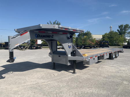 New 2026 Diamond C Trailers FMAX212L32X102MR (27' + 5' X 102 ) 25.9K Max Ramp (Pacesetter Ed.) Flatbed Trailer
