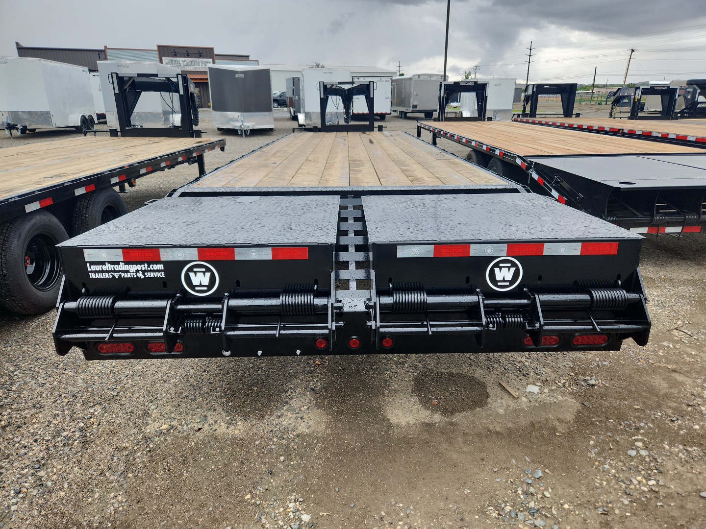 New 2025 Walton Trailer 30' TANDEM DUALLY Flatbed Trailer