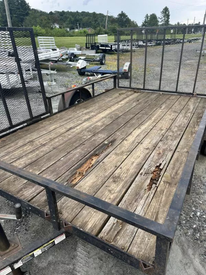 Used 2010  USED 7X12 Utility Trailer