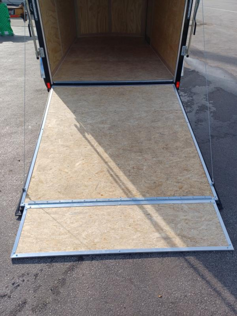 New 6X12 TANDEM AXLE ENCLOSED CARGO TRAILER Cargo / Enclosed Trailer