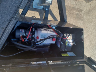 New 18' POWER TILT TRAILER 14,000 LBS
