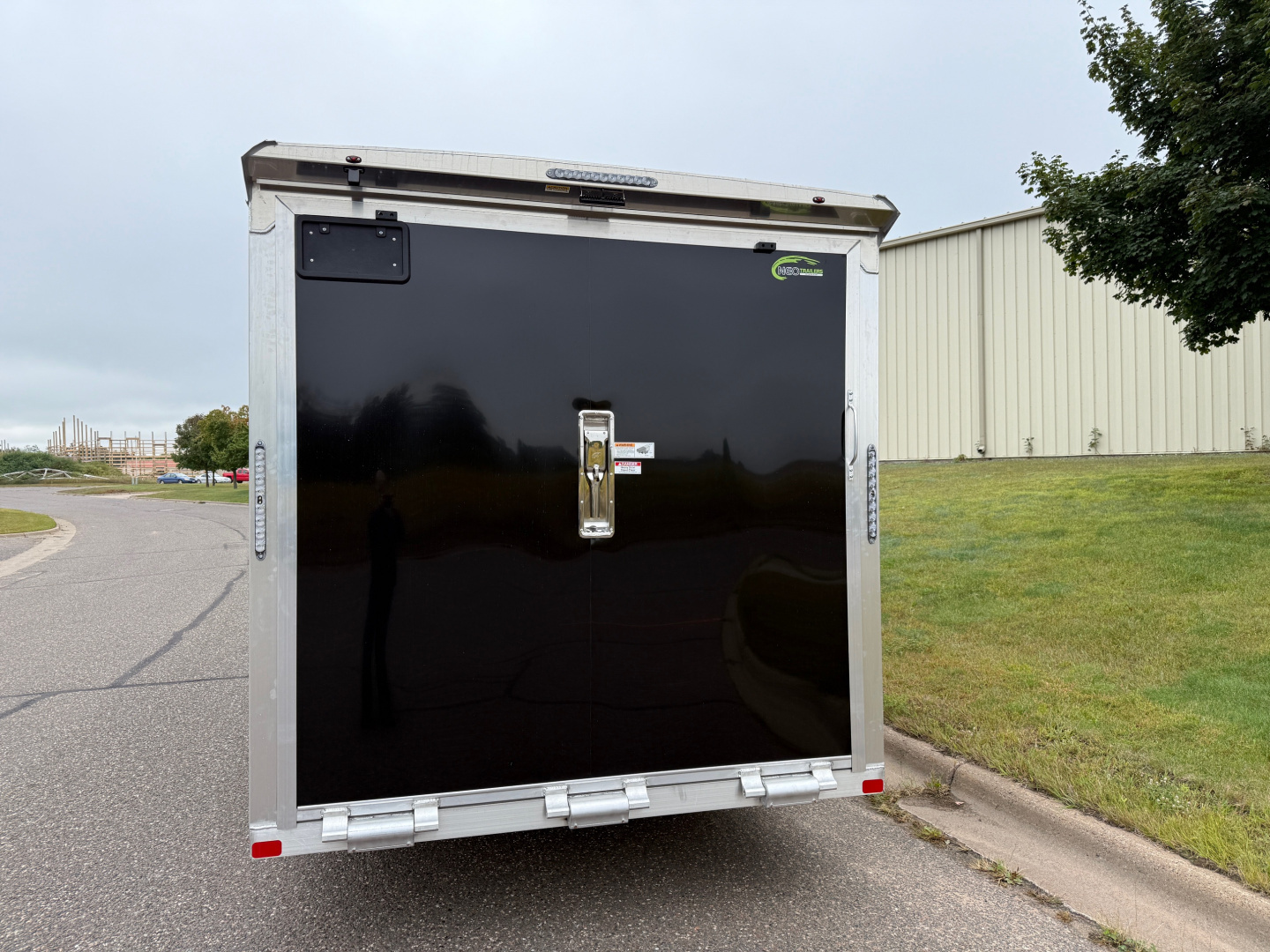 New 2026 NEO Trailers NASX2575TR6 Snowmobile Trailer