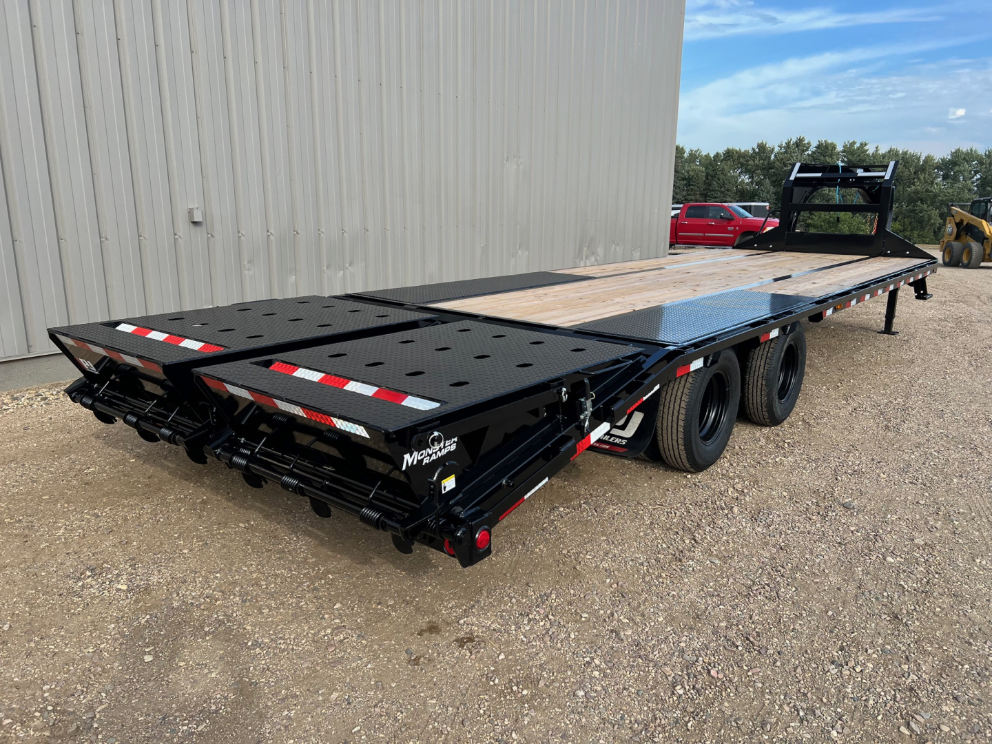 New 2026 PJ Trailers 28 Gooseneck LD Tandem Dual Flatbed Trailer