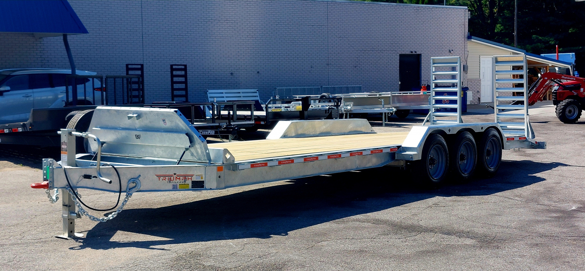 New 82 X 24 + 2 GALVANIZED EQUIPMENT TRAILER 8 K AXLES 2026 TRIUMPH