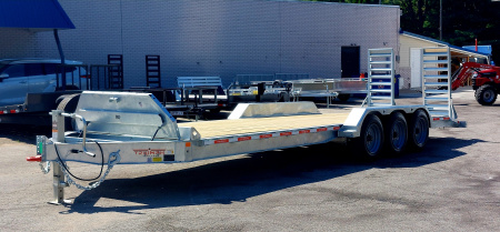 New 82 X 24 + 2 GALVANIZED EQUIPMENT TRAILER 8 K AXLES 2026 TRIUMPH
