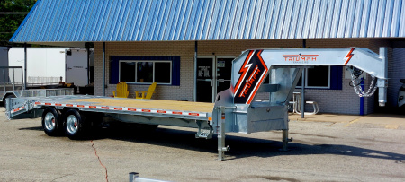 New 102x 20 + 5 GALVANIZED GOOSENECK DECKOVER EQUIMPMENT TRAILER 2026 TRIUMPH