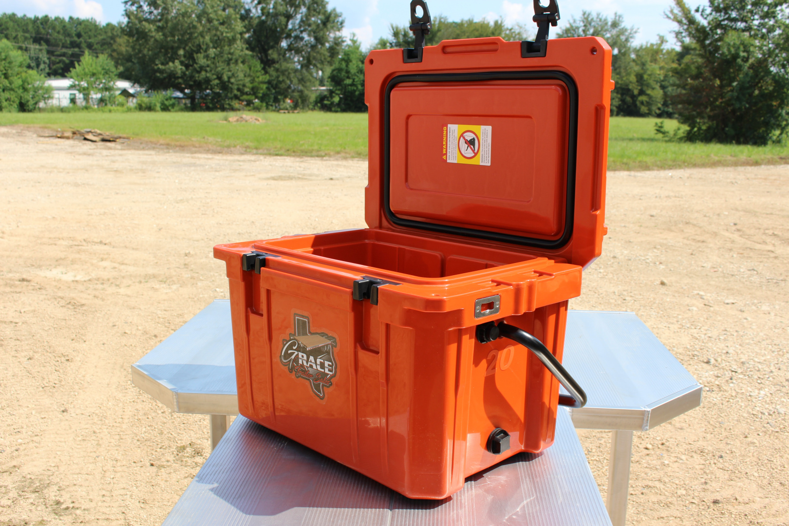 New 2025 Cubix Outdoors 20 Quart Rotomolded Cooler - Quadrax Accessories