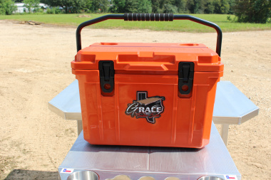 New 2025 Cubix Outdoors 20 Quart Rotomolded Cooler - Quadrax Accessories
