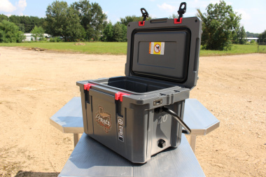 New 2025 Cubix Outdoors 20 Quart Rotomolded Cooler - Quadrax Accessories