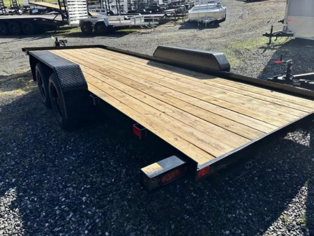 New 2026 Currahee C718 Car Hauler