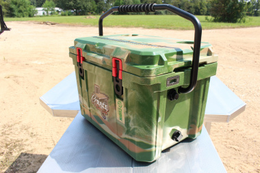 New 2025 Cubix Outdoors 20 Quart Rotomolded Cooler - Quadrax Accessories