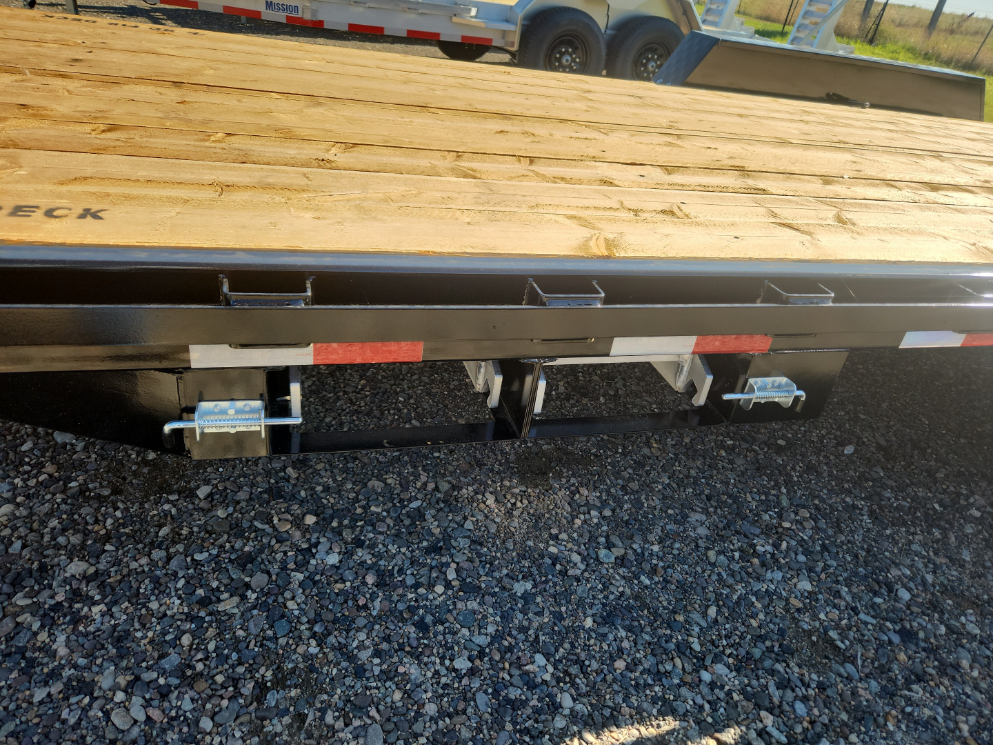 New 2026 Southland Trailers 82 X 20' BT LBAT HD Flatbed Trailer