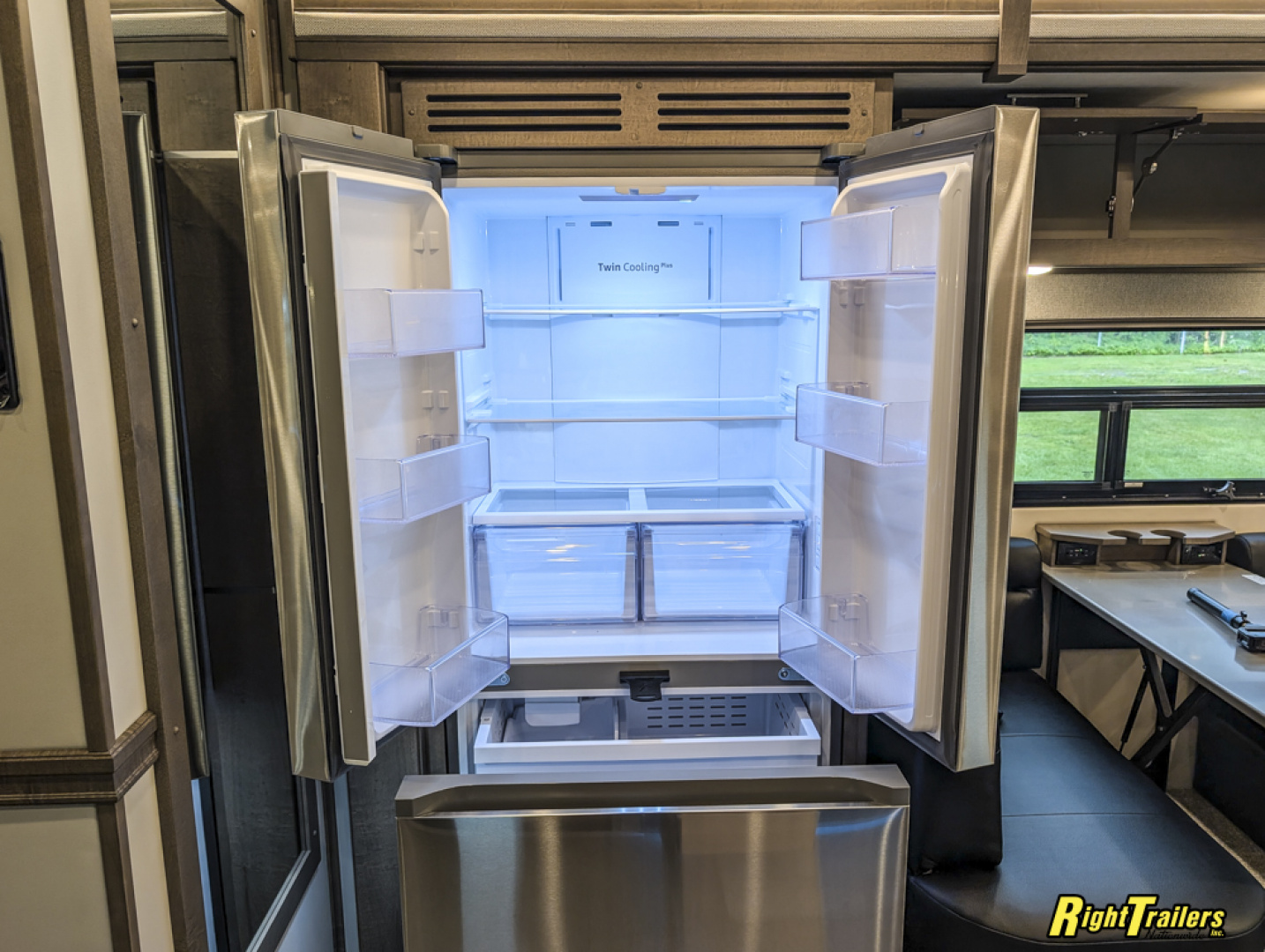 New 2026 Renegade RV Classic 45CME Motorhome With 1.5 Bathrooms